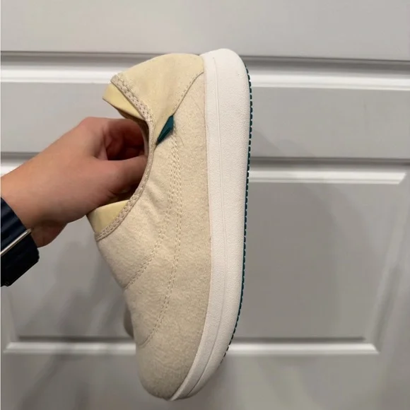 Vessi Sunday Cream Slip-On Sneakers size 5 - Picture 3 of 6